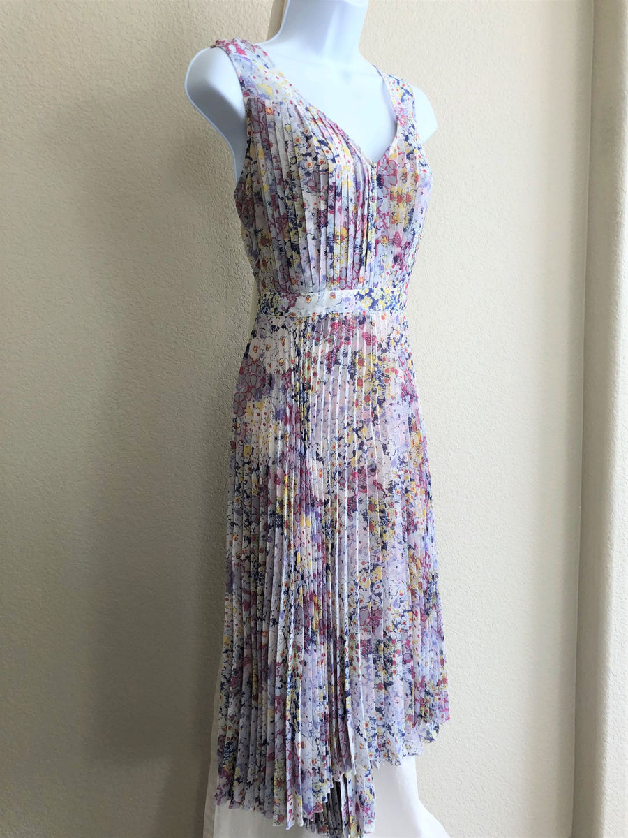 Anthropologie Plenty Tracy Reese Size 10 Evanthe Floral Pleated Dress –  FABULUX