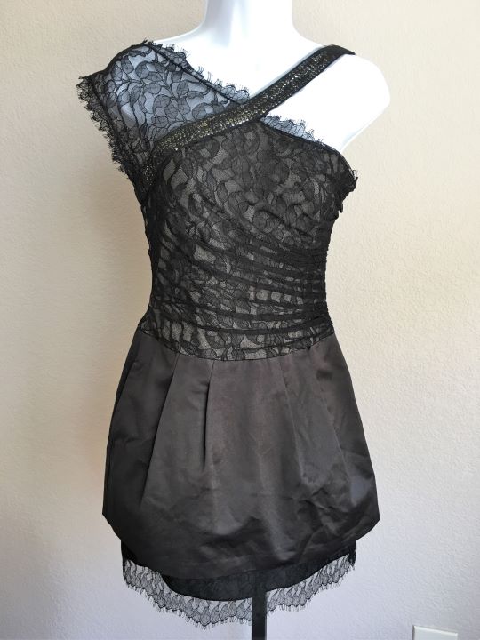BCBGMaxazria NEW Size 2 Black Cocktail Dress FABULUX BCBGMaxazria NEW Size 2 Black Cocktail Dress FABULUX
