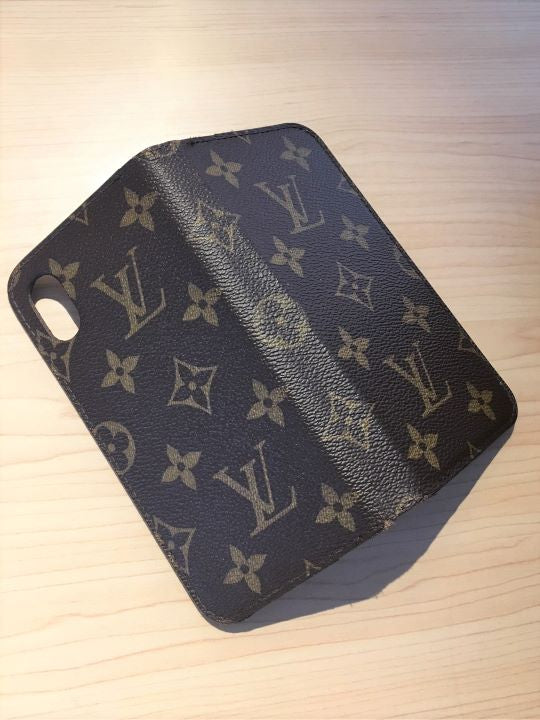 Louis Vuitton Folio iPhone 10 Case – FABULUX Louis Vuitton Folio iPhone 10 Case – FABULUX