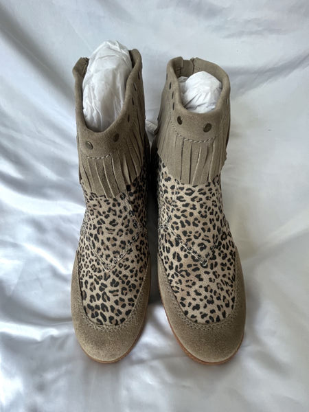 OTBT Size 8.5 Stanton Stone Leopard Print Boot - NEW
