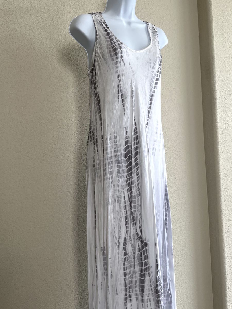Neiman Marcus MEDIUM Tie Dye Maxi Dress - NEW