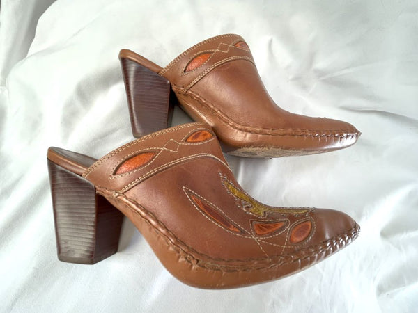 Frye Phoenix Size 10 Brown Clog Mules