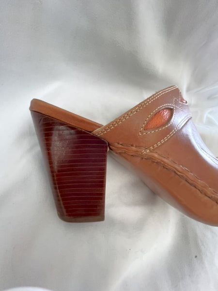 Frye Phoenix Size 10 Brown Clog Mules