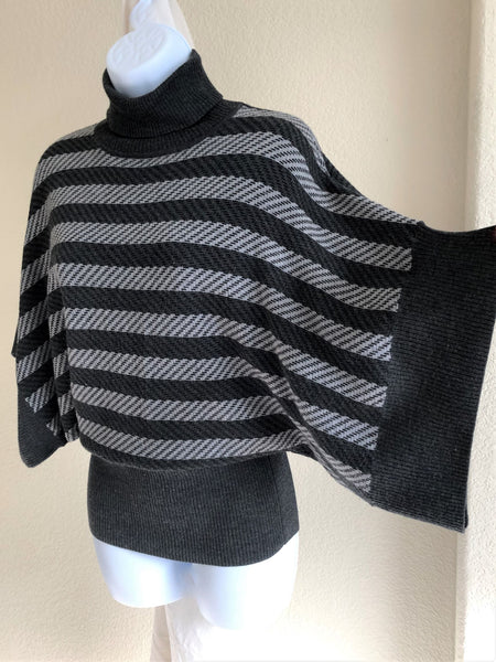 Trina Turk XS PETITE Gray Wool Striped Sweater