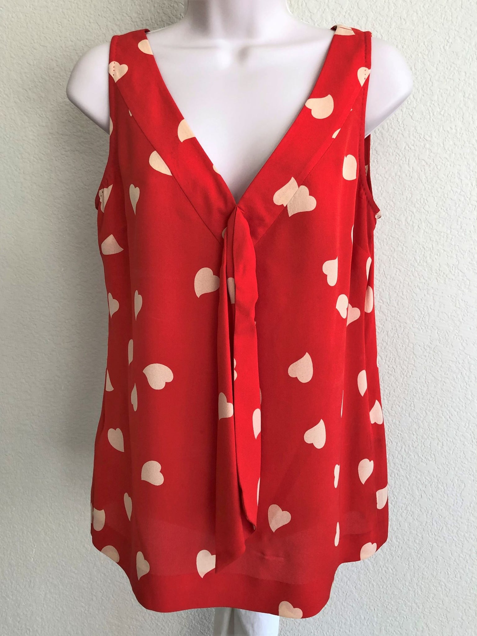 Tory Burch Size 4 Silk Red Hearts Top - CLEARANCE