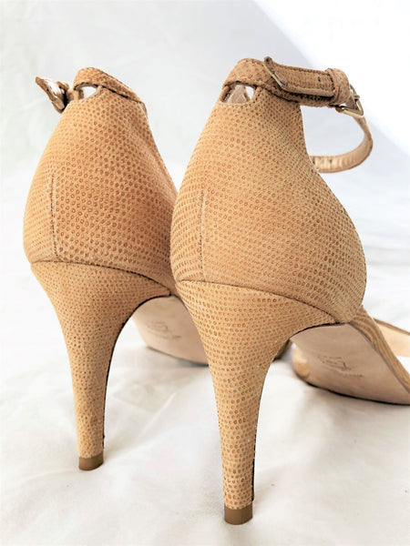 Stuart Weitzman Size 9.5 Nude Leather Strappy Sandals - CLEARANCE