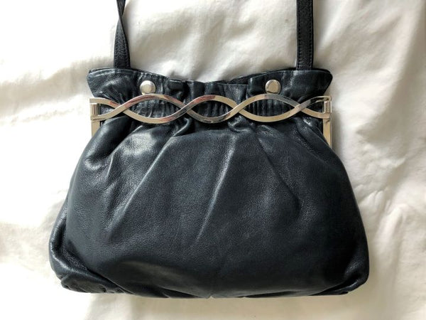 Nieri Argenti Vintage Italian Navy Leather Bag