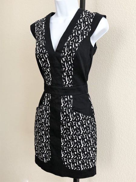 French Connection Size 2 Black and White Dress