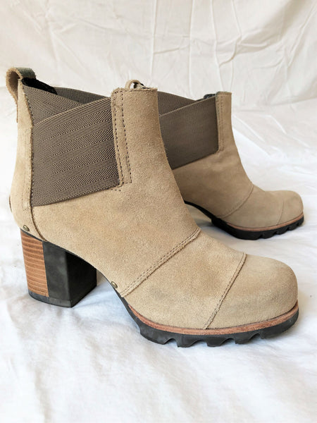 Sorel Size 7 Beige Suede Bootie