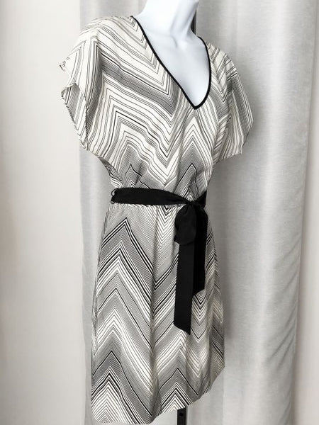 Trina Turk SMALL white Zig Zag Silk Dress