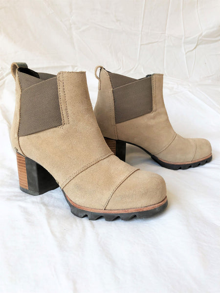 Sorel Size 7 Beige Suede Bootie