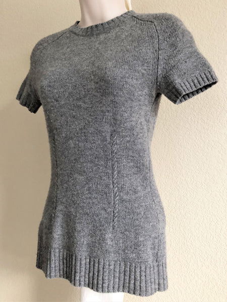 BCBGMaxazria Size XS Gray Back Zip Sweater