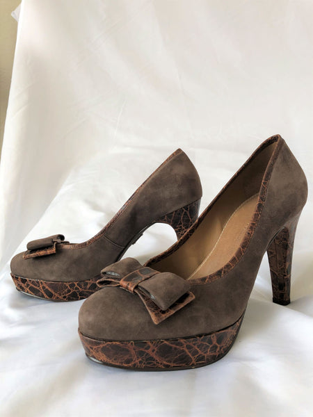 Schuler & Sons Size 8.5 Brown Suede Pumps