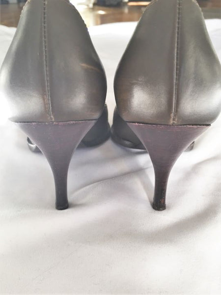 Salvatore Ferragamo Authentic Size 6 Olive Pumps - CLEARANCE