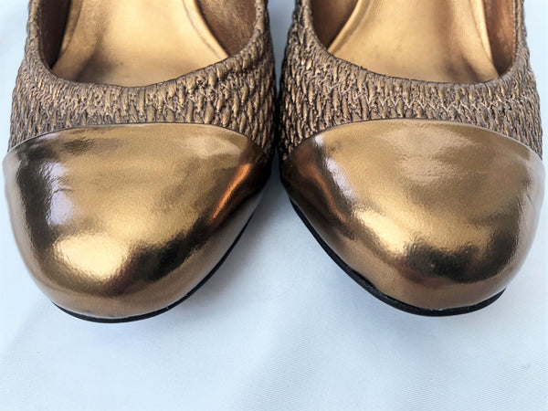 Tory Burch Size 6 Bronze Woven Pumps