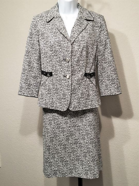 Etcetera Size 6 Black & White Pattern Skirt Suit