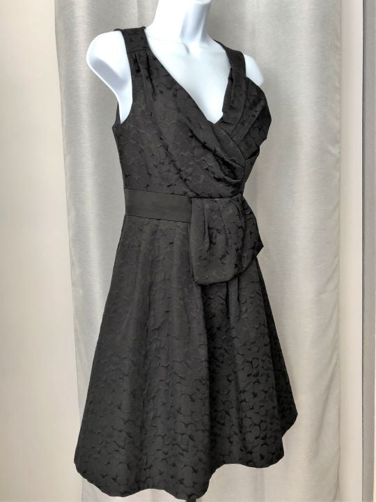 Max and Cleo Sz 4 Black Fit & Flare Sleeveless Dress – FABULUX