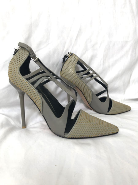 L.A.M.B. Boston Size 7 Gray Leather Perforated Heels