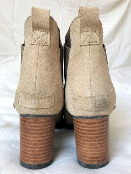 Sorel Size 7 Beige Suede Bootie