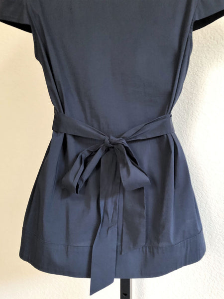 BCBGMaxazria Size XS Navy Peplum Top