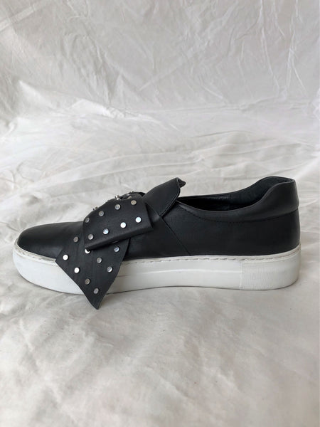J/Slides Size 10 Black Leather Bow Sneakers