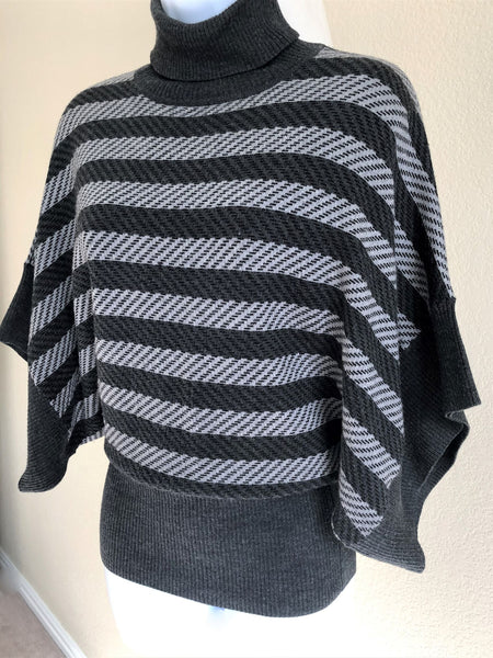 Trina Turk XS PETITE Gray Wool Striped Sweater