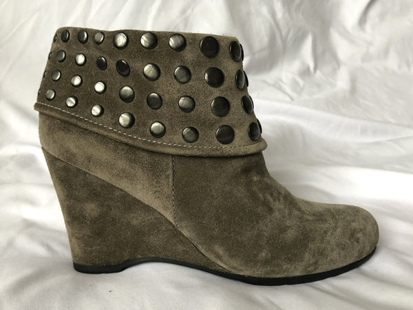 Bussola for Anthropologie Size 8.5 Enna Taupe Studded Bootie