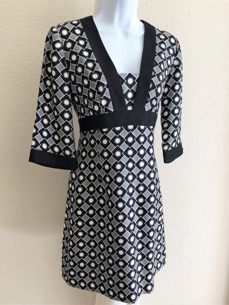 Milly Size 2 Black and White Silk Geometric Dress