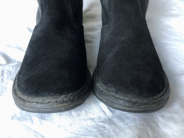 Sundance Size 7 Black Suede Boots