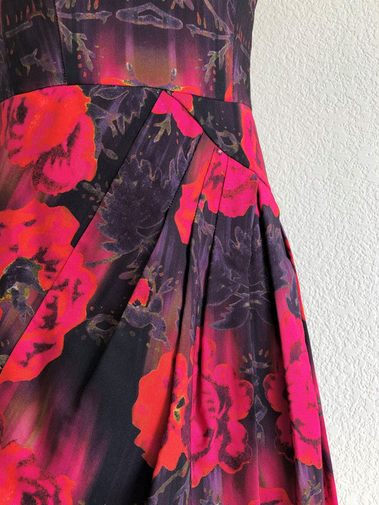 nanette lepore red floral dress Nanette Lepore Red Ditsy Floral Fit Flare Chiffon Career Dress Belt Tux Pleats 8