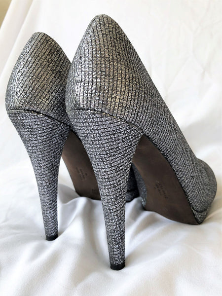 Vera Wang Size 9 Selima Silver Glitter Pumps