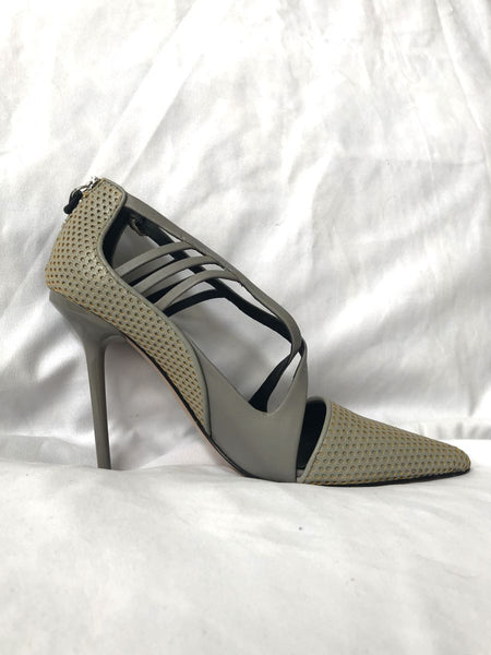 L.A.M.B. Boston Size 7 Gray Leather Perforated Heels