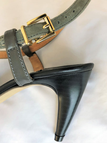 El Caballo Size 5.5 Blue Sandals