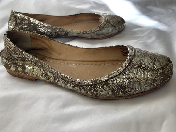 Frye Size 7.5 Carson Metallic Ballet Flat