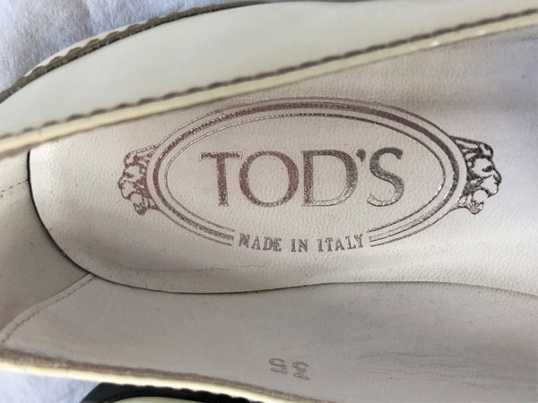 TOD'S Size 5 Ivory Patent Leather Loafers - $500 RETAIL