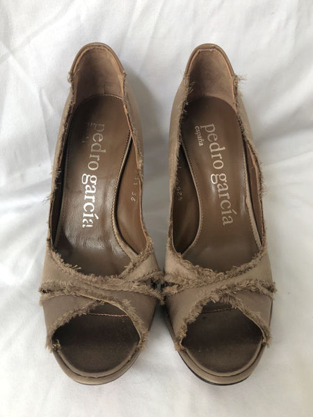 Pedro Garcia Size 5.5 - 6 Brown Satin Frayed Pumps - $525 RETAIL