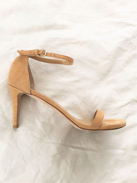 Stuart Weitzman Size 9.5 Nude Leather Strappy Sandals - CLEARANCE