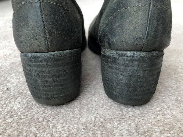 Gidigio Size 6 Gray Green Booties