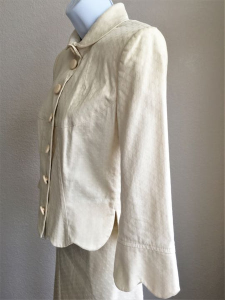 Gaetano Navarra Italian Designer Size 4 Ivory Skirt Suit