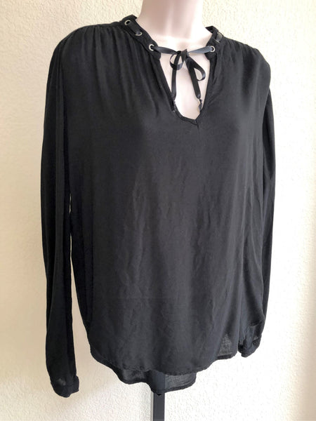 Bella Dahl for Anthropologie Size XS Black Grommet Top