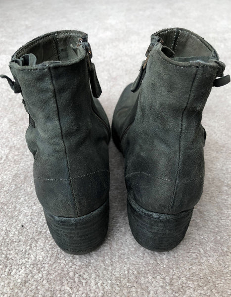 Gidigio Size 6 Gray Green Booties