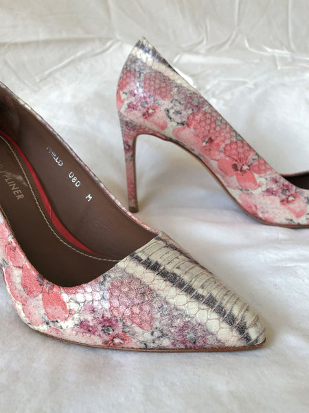 Donald Pliner Size 8 Phillo Pink Floral Pump