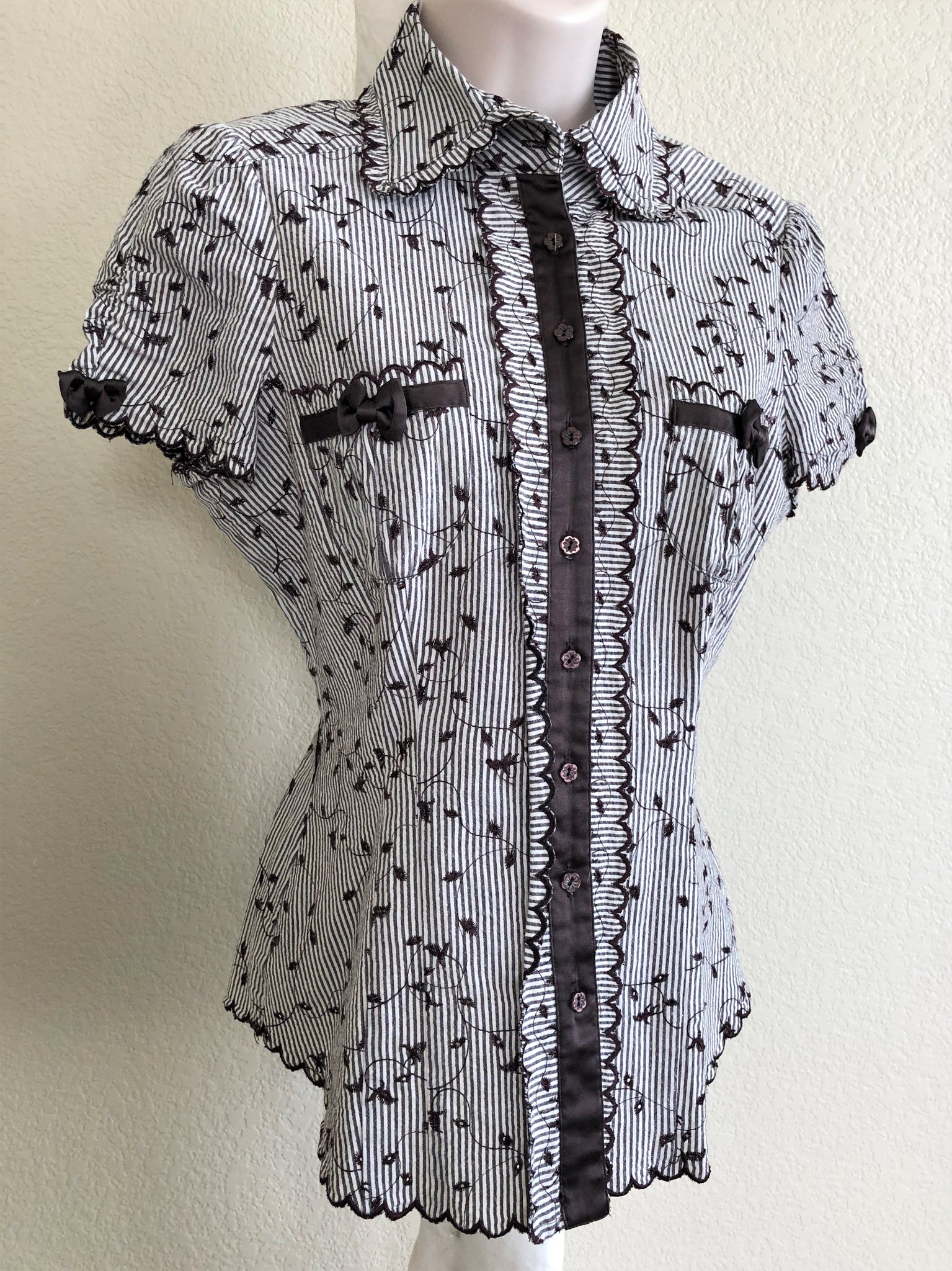 bebe MEDIUM  White and Brown Top - CLEARANCE