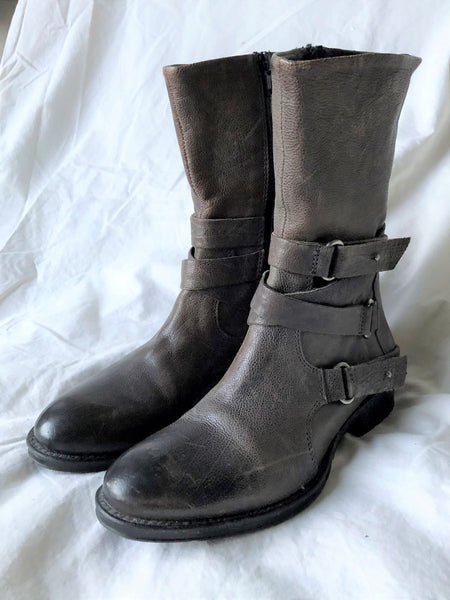 Vera Wang Lavender Size 6 Kippy Gray Brown Boots