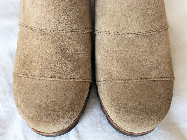 Sorel Size 7 Beige Suede Bootie