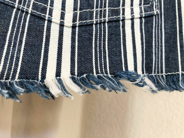 7 for All Mankind Size 10 Denim Striped Shorts - CLEARANCE
