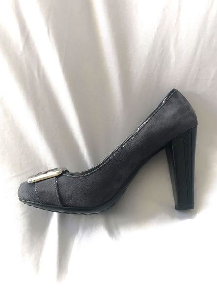 Car Shoe by Prada Size 7 Gray Suede Pumps