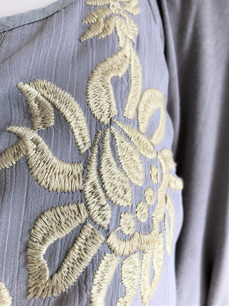 Tiny Anthropologie MEDIUM Gray Top