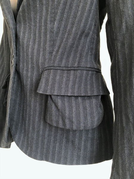 Theory Size 4 Navy Pinstripe Outside Pockets Blazer