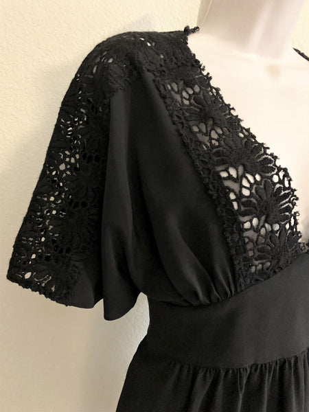 Tibi Size 6 Black Silk Peplum Top